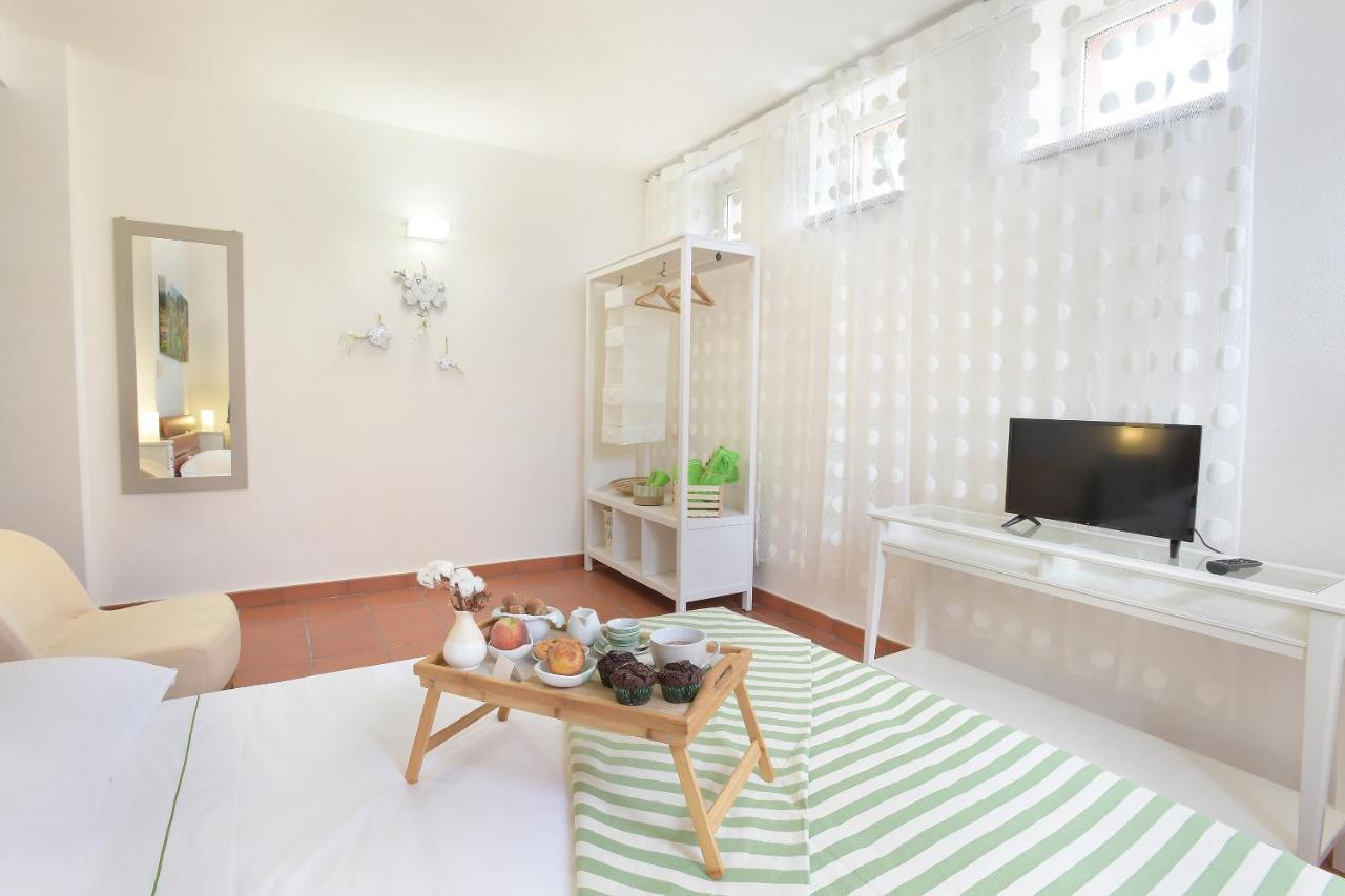 Bio&B Acquaviva Bed & Breakfast โอตรันโต ภายนอก รูปภาพ